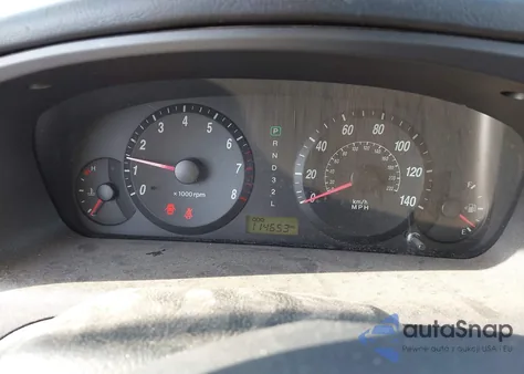 2005 Hyundai Elantra Gls/Gt from USA, damaged, VIN KMHDN46D95U030372